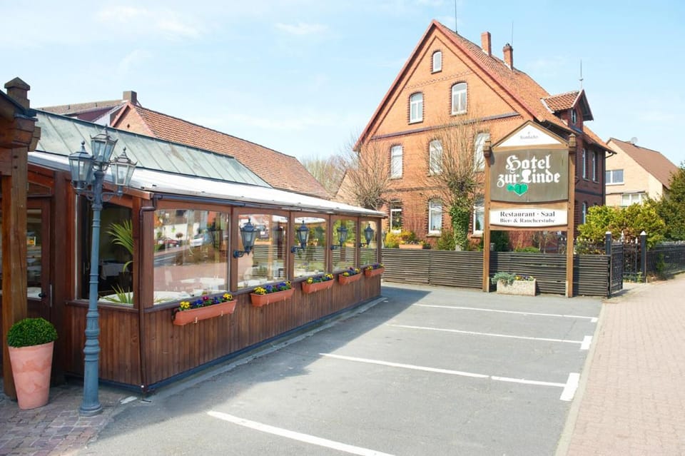 Hotel Restaurant zur Linde Hotel in Lower Saxony, Germany