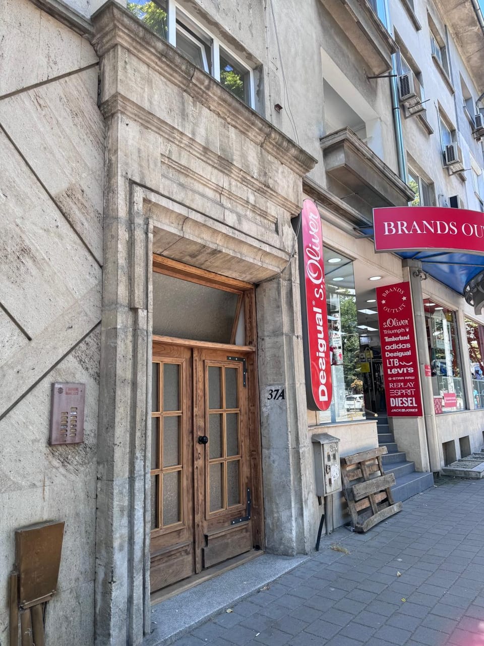 Property building, Street view