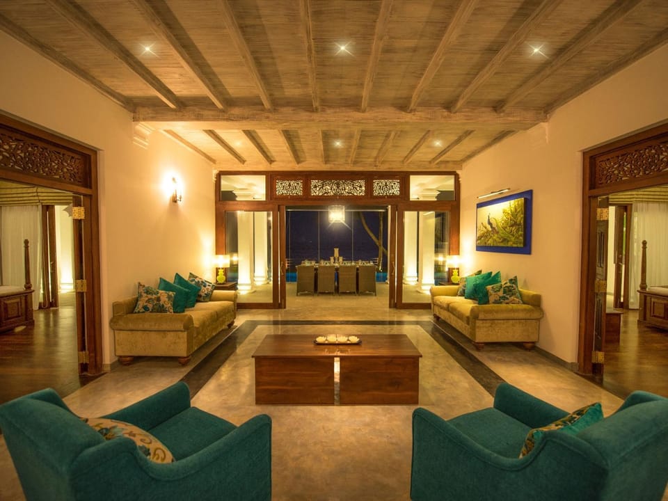 Communal lounge/ TV room, Living room