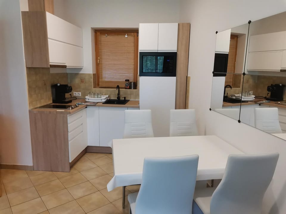 Simon Apartman Apartment in Hungary