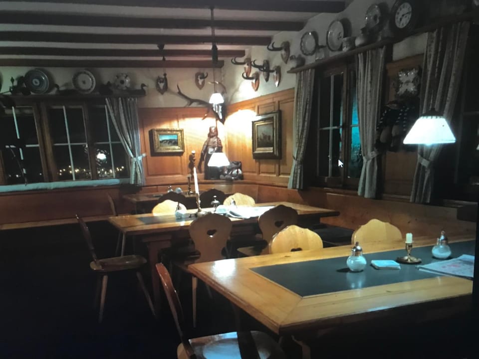 Restaurant/places to eat