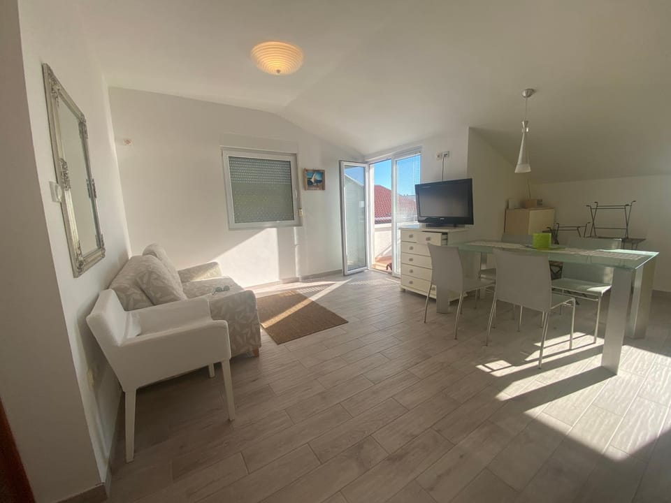 Sunny Apartment Apartment in Šibenik-Knin County, Croatia