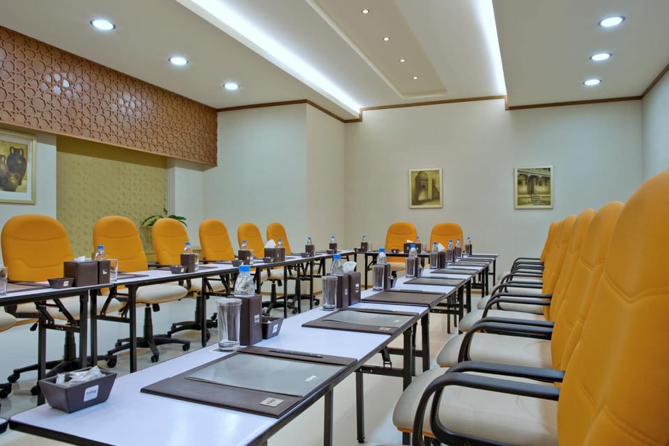 Banquet/Function facilities, Decorative detail