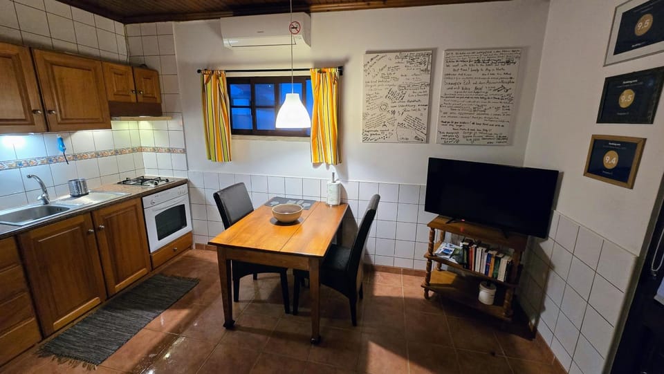Living room, kitchen