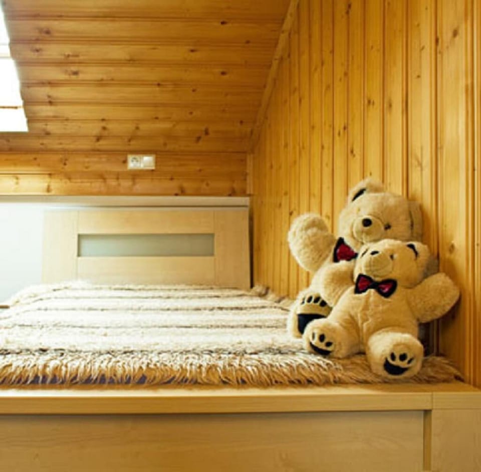 Bed, Bedroom, children
