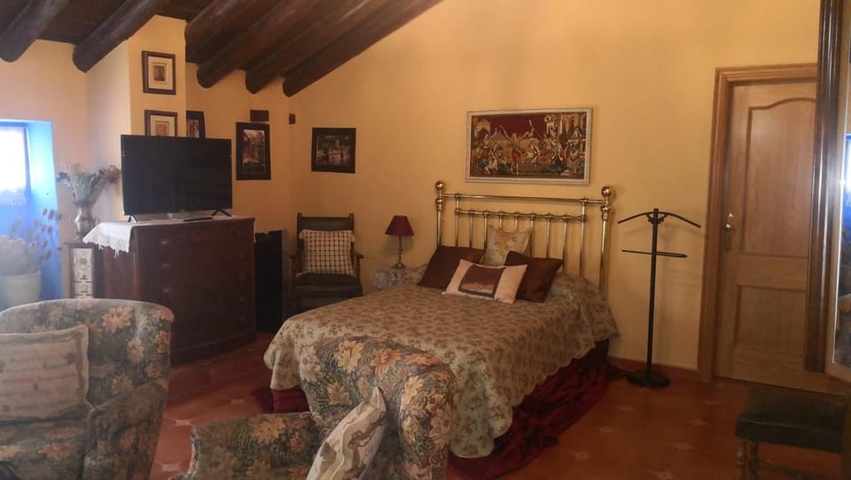 Bed, Photo of the whole room