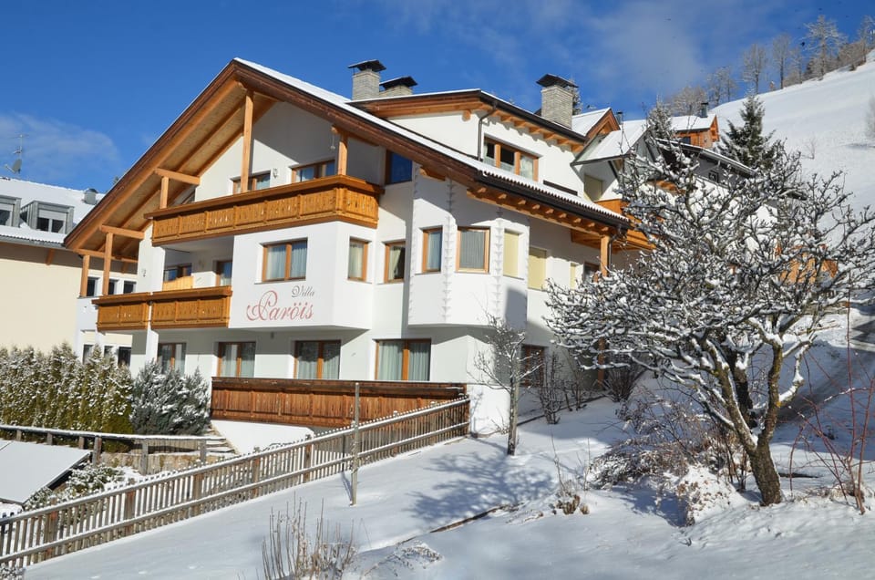 Property building, Winter