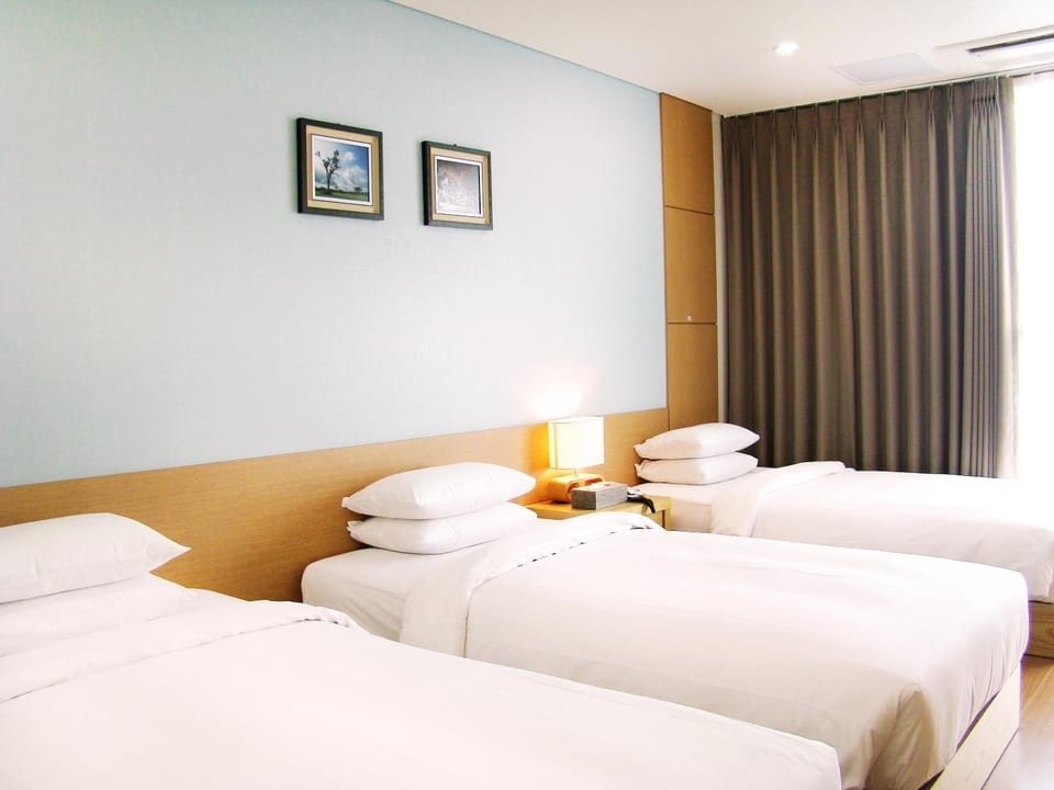 Bedroom, Bedroom