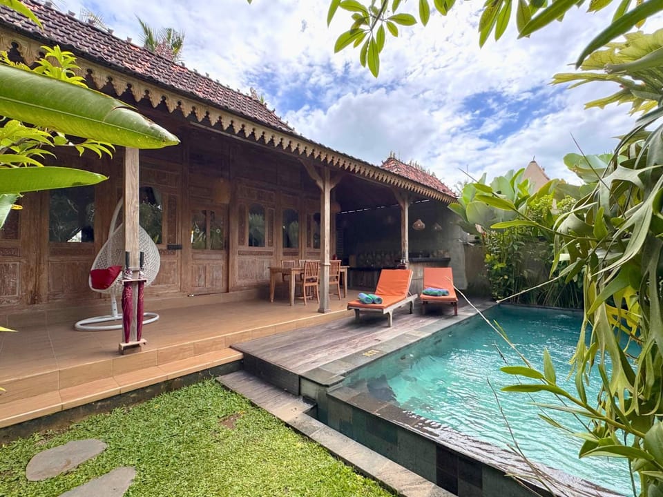 Pool view