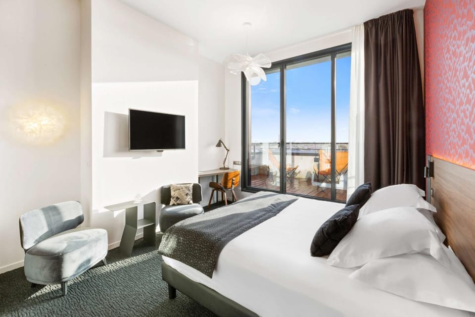 Balcony/Terrace, Spa and wellness centre/facilities, Bedroom, On site, Pool view, Swimming pool, Swimming pool