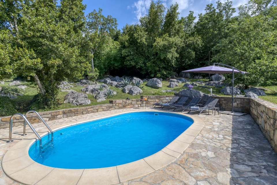 Garden, Pool view