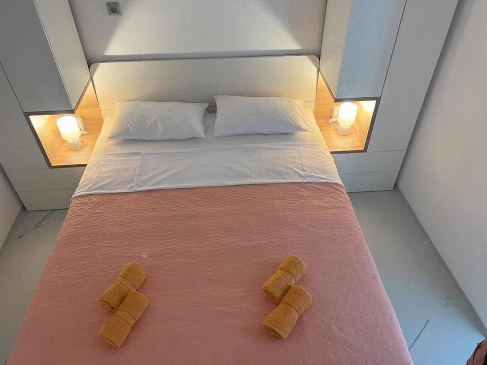 Property building, Bedroom