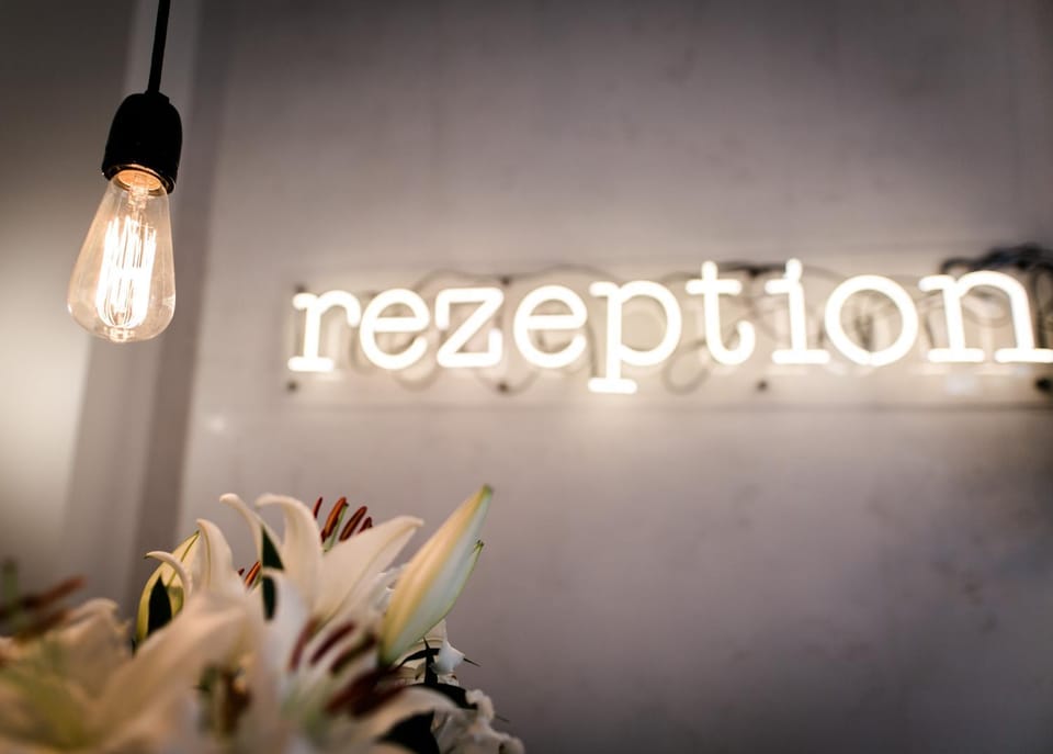 Logo/Certificate/Sign