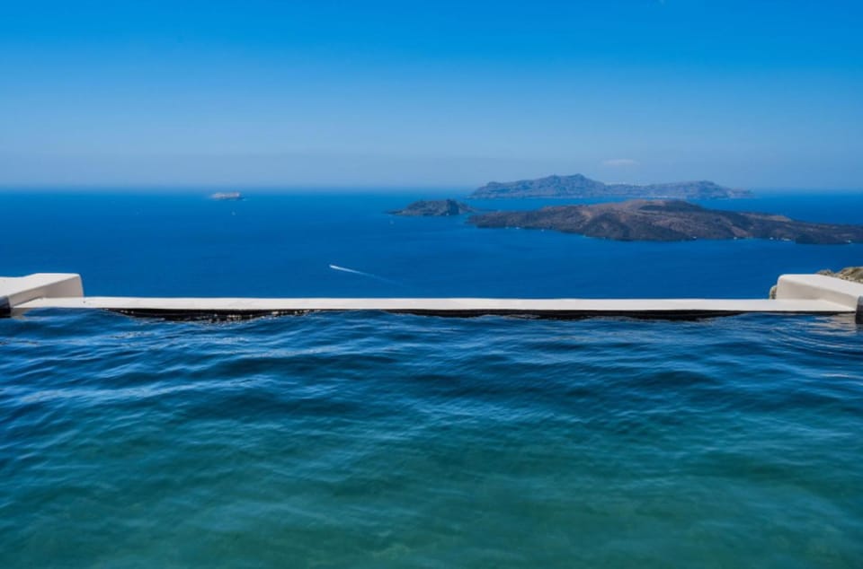 Hot Tub, Sea view, Swimming pool, Swimming pool