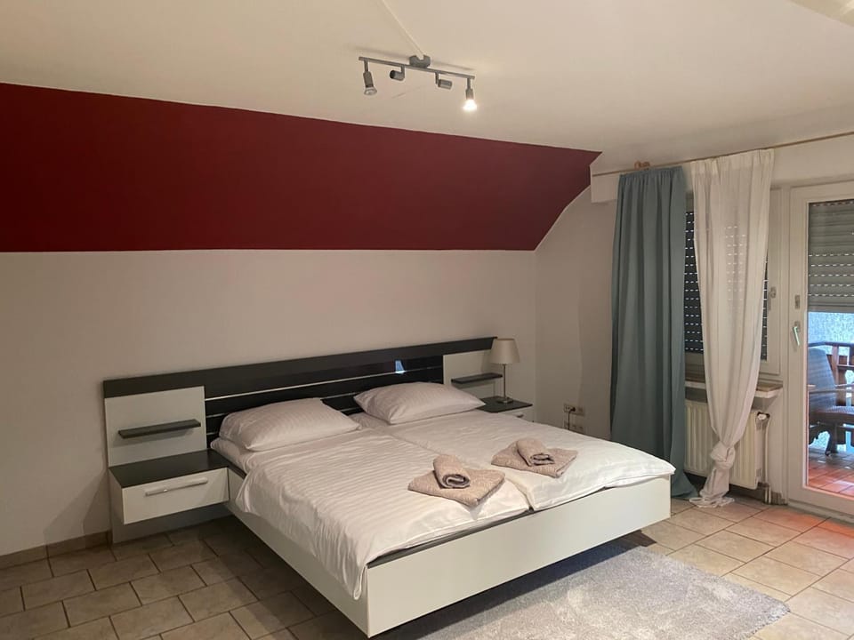 Hotel Specht Bed and Breakfast in Witten