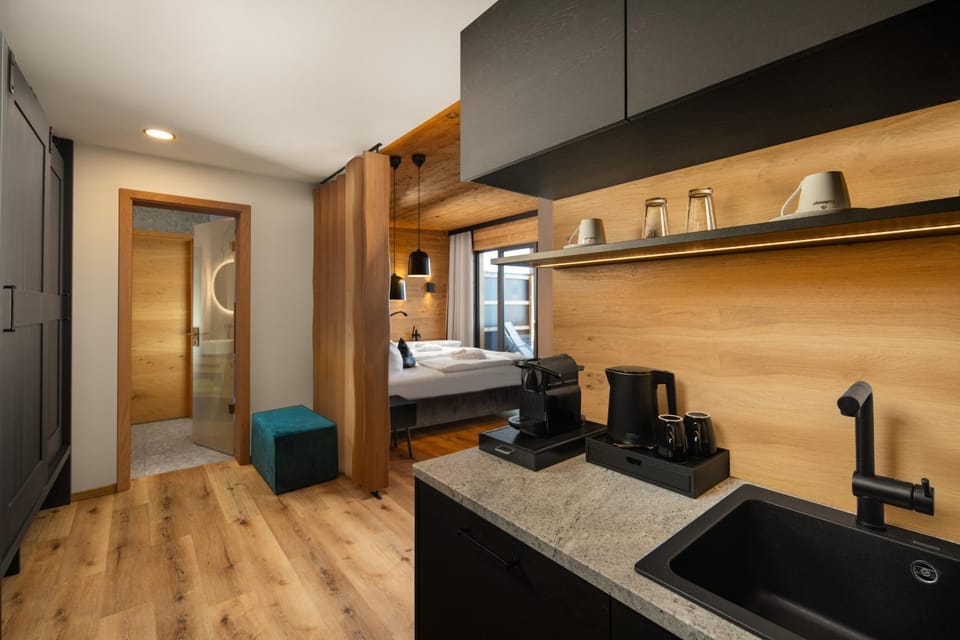 Kitchen or kitchenette