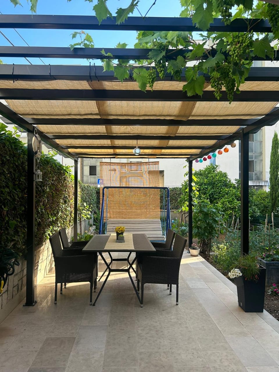Garden Apartment Dina with free Parking Apartment in Split