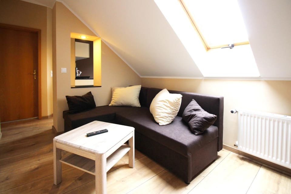 Living room, Photo of the whole room