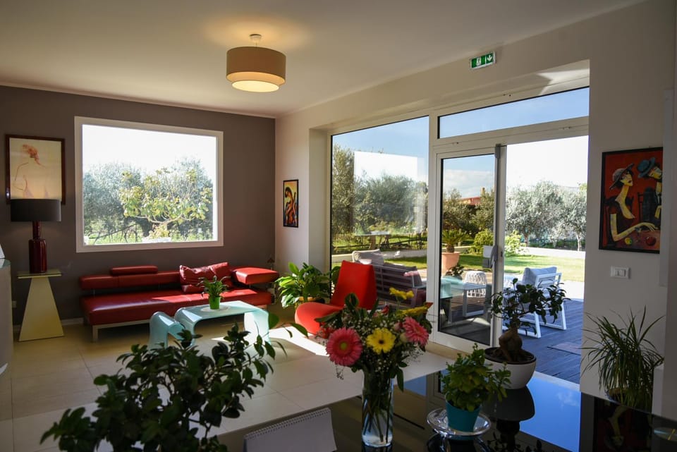 Living room, Lobby or reception