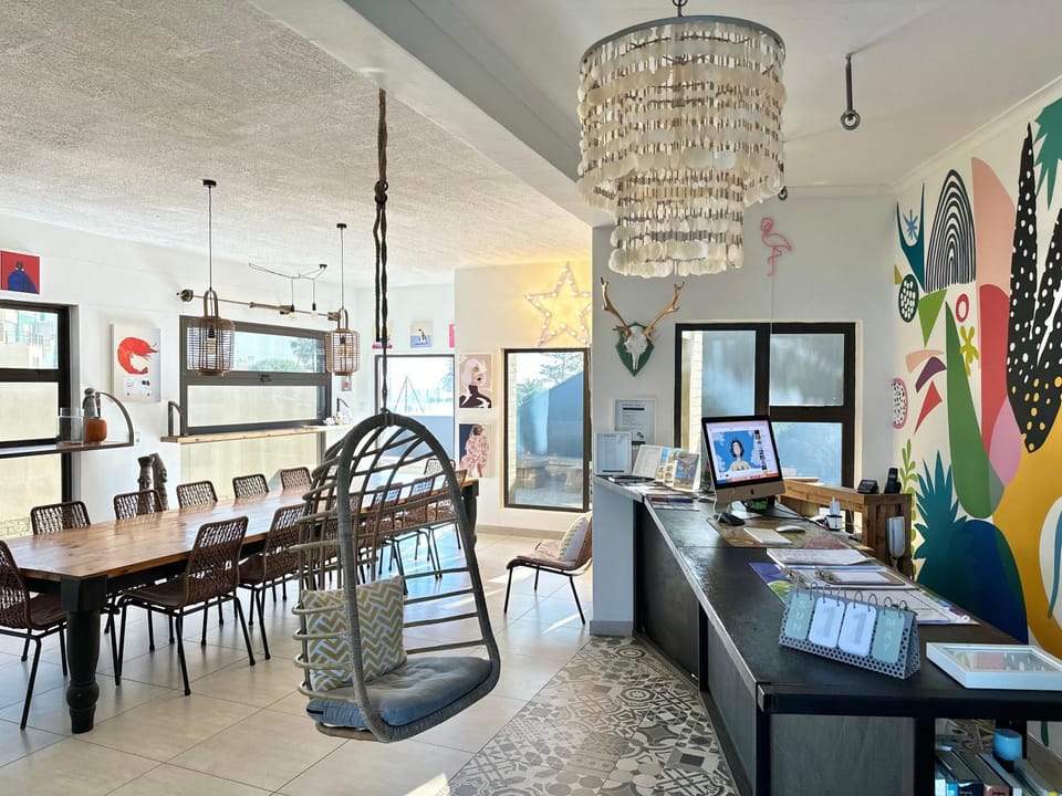 Dining area, Breakfast