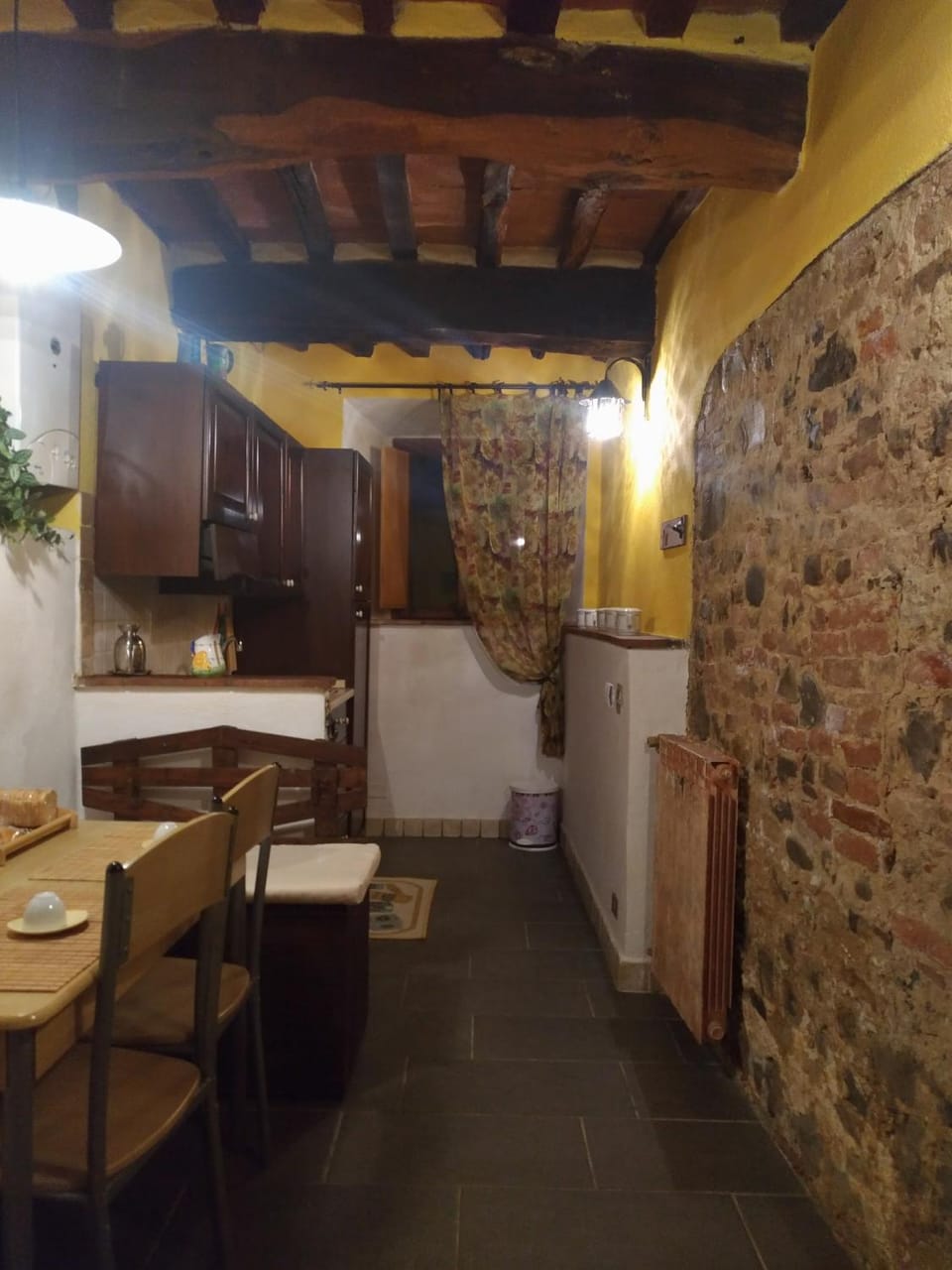Kitchen or kitchenette, Dining area, Italian breakfast