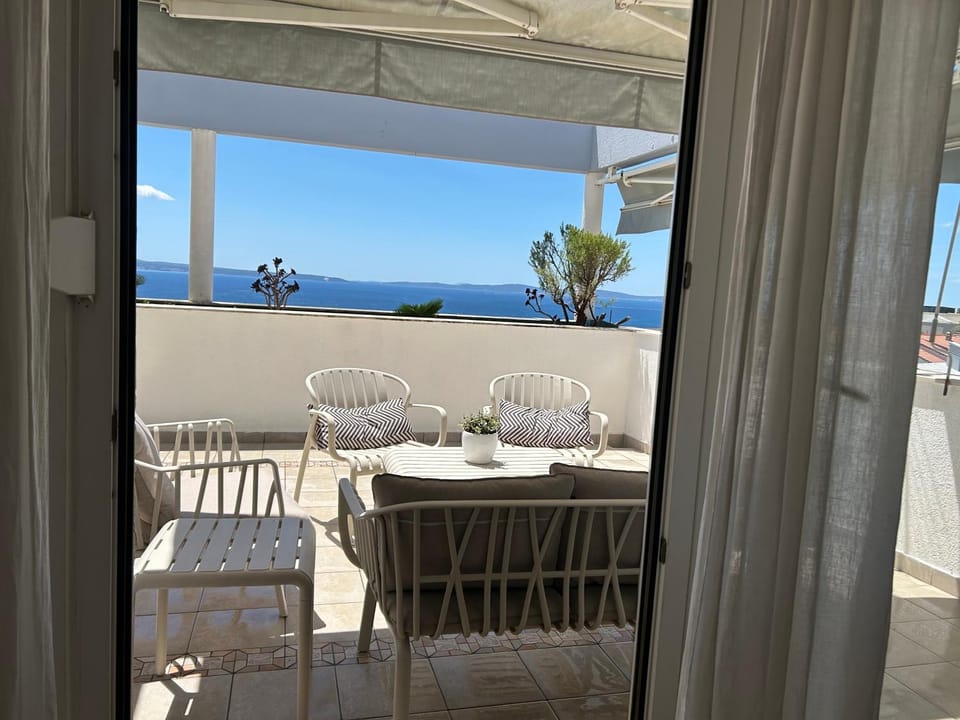 Lux View Beach Apt Apartment in Split