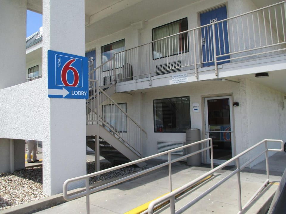 Property building, On site