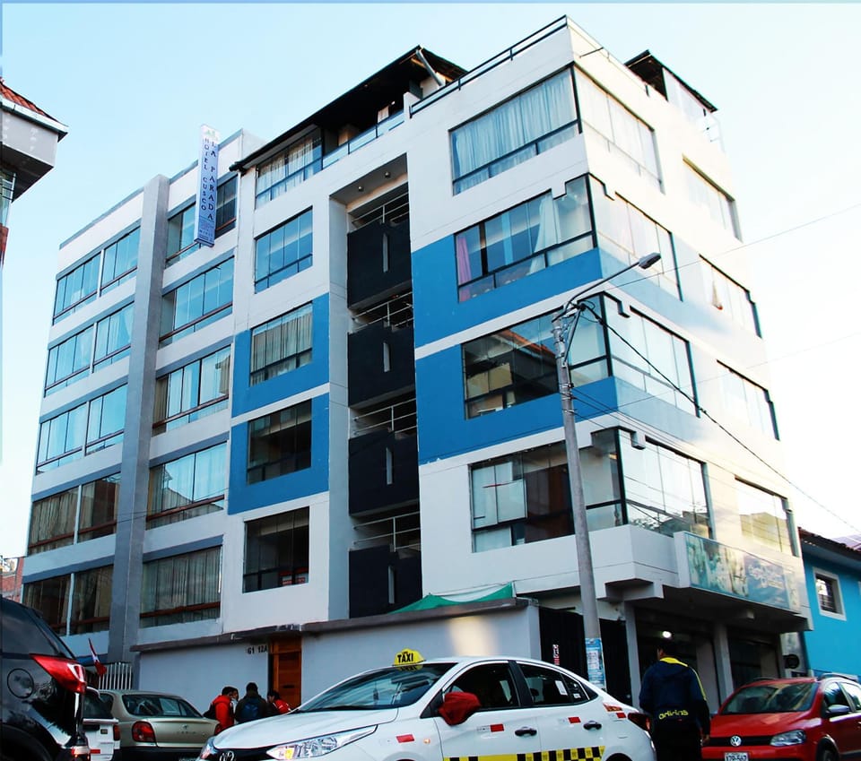 Property building, Neighbourhood