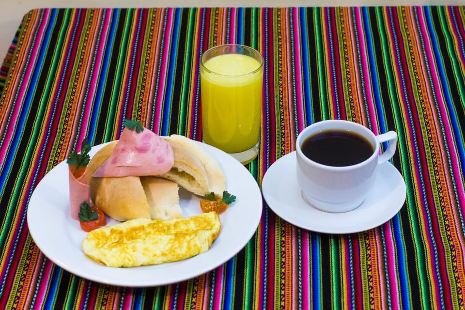 Food and drinks, Food, Breakfast, Continental breakfast
