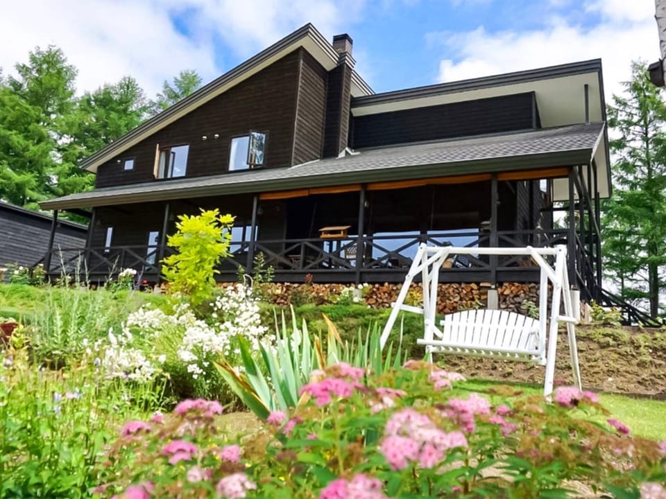 Property building, Garden view