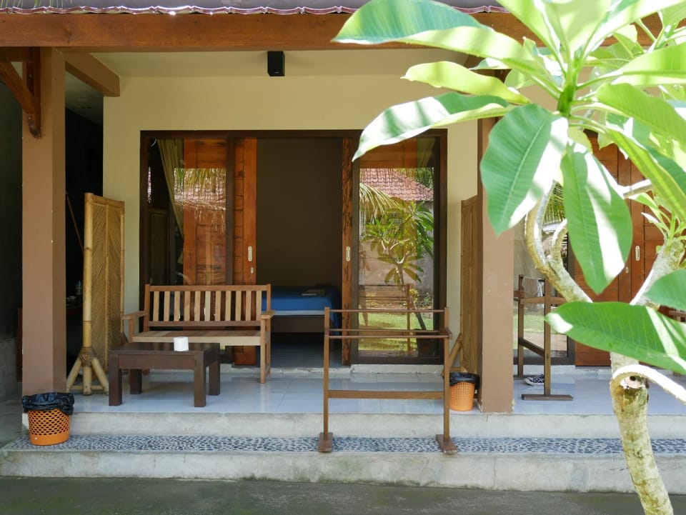 Asoka Homestay Vacation rental in Batu Layar