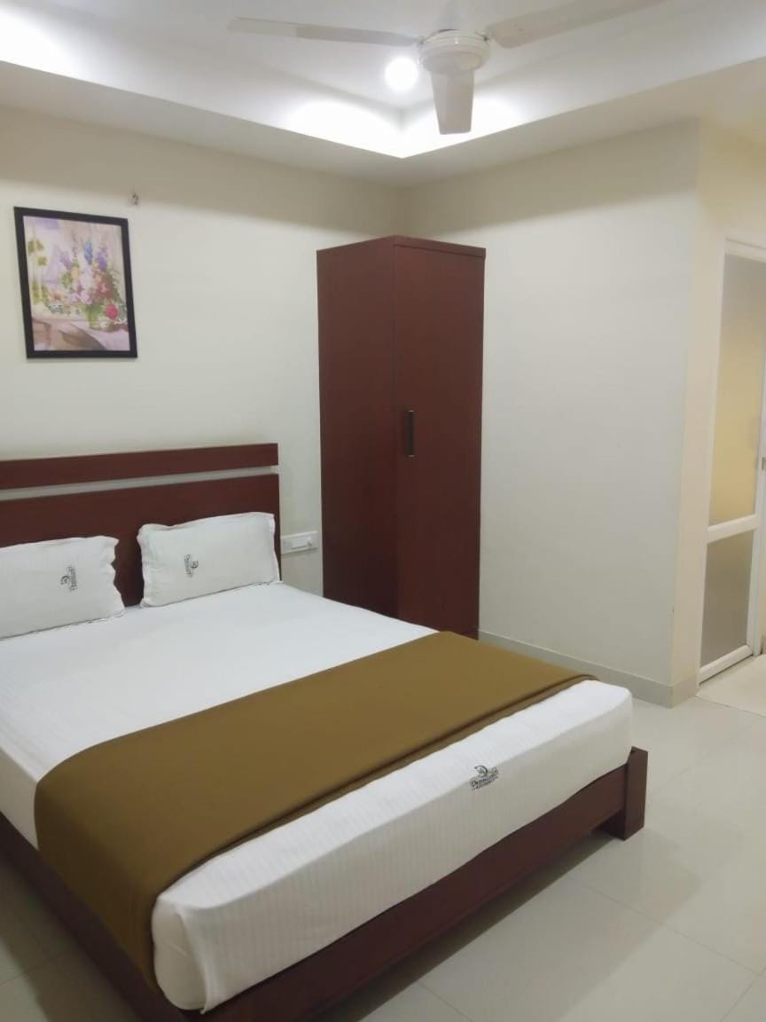 Dream Land Residency Hotel in Kerala