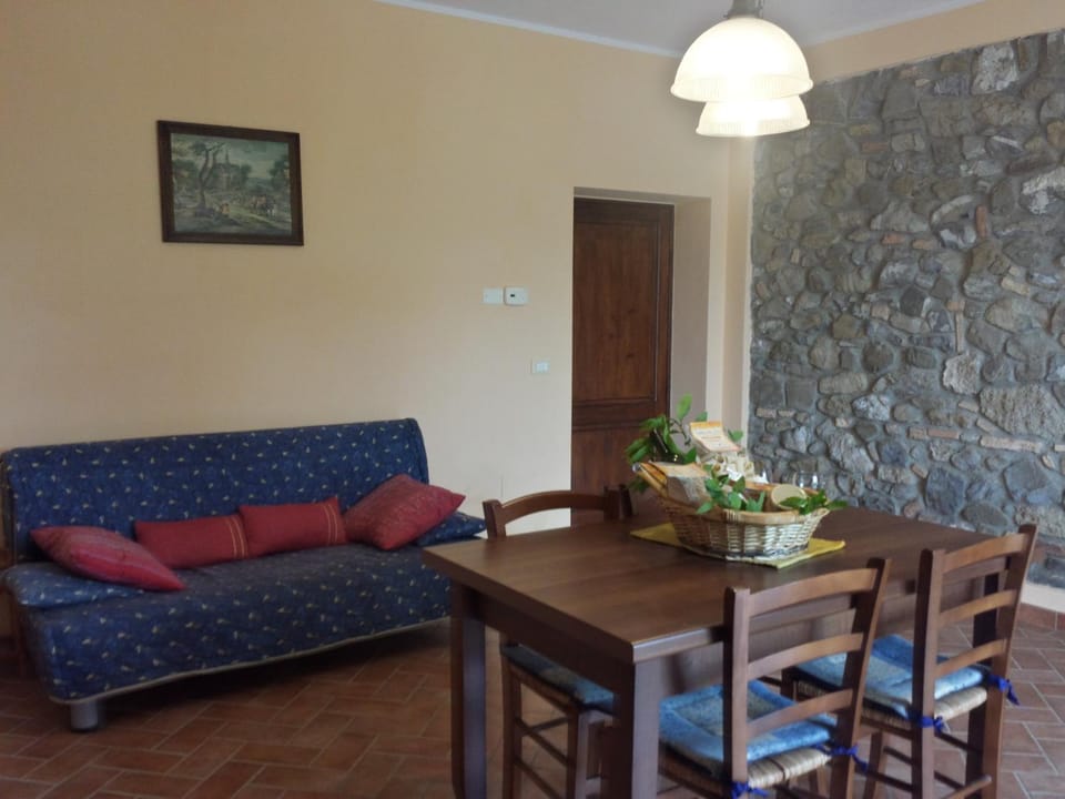 Le Ville Farm Stay in Tuscany
