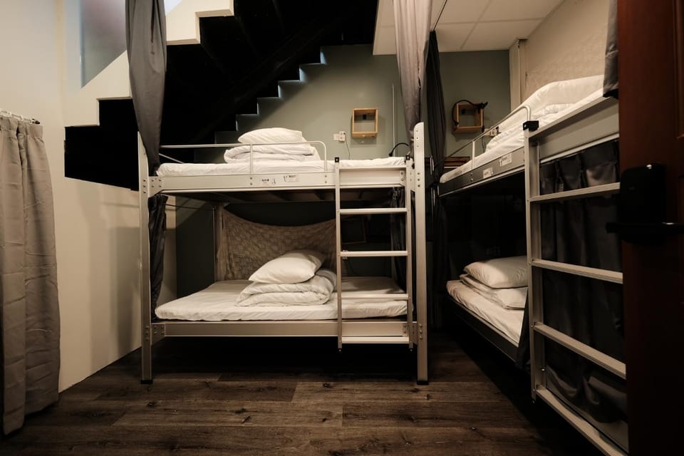 bunk bed