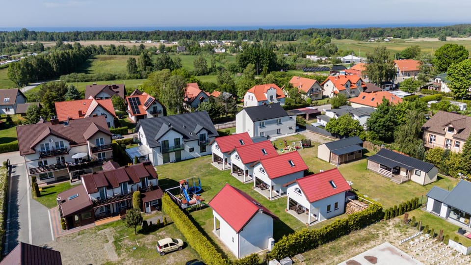 Property building, Day, Neighbourhood, Bird's eye view