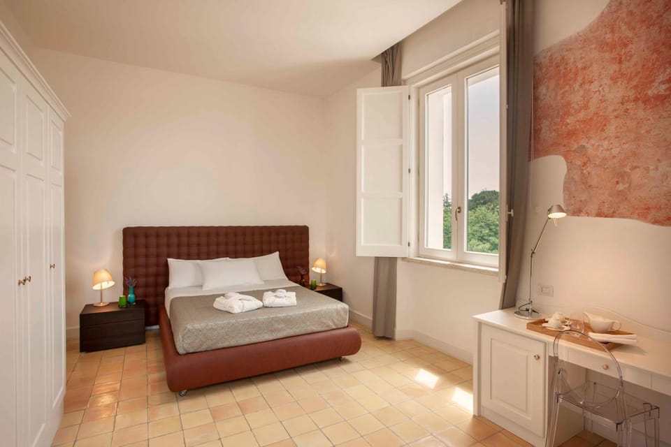 Bed, Other, Photo of the whole room