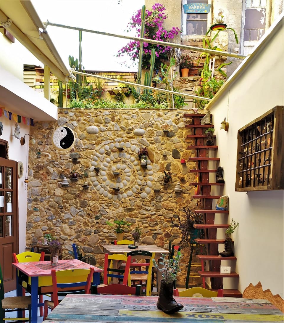 Lobby or reception, Lounge or bar, Decorative detail, Area and facilities