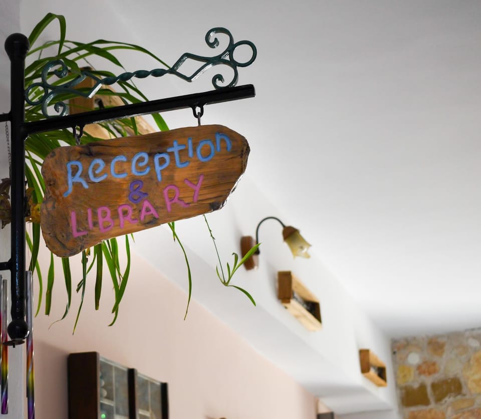 Lobby or reception, Decorative detail