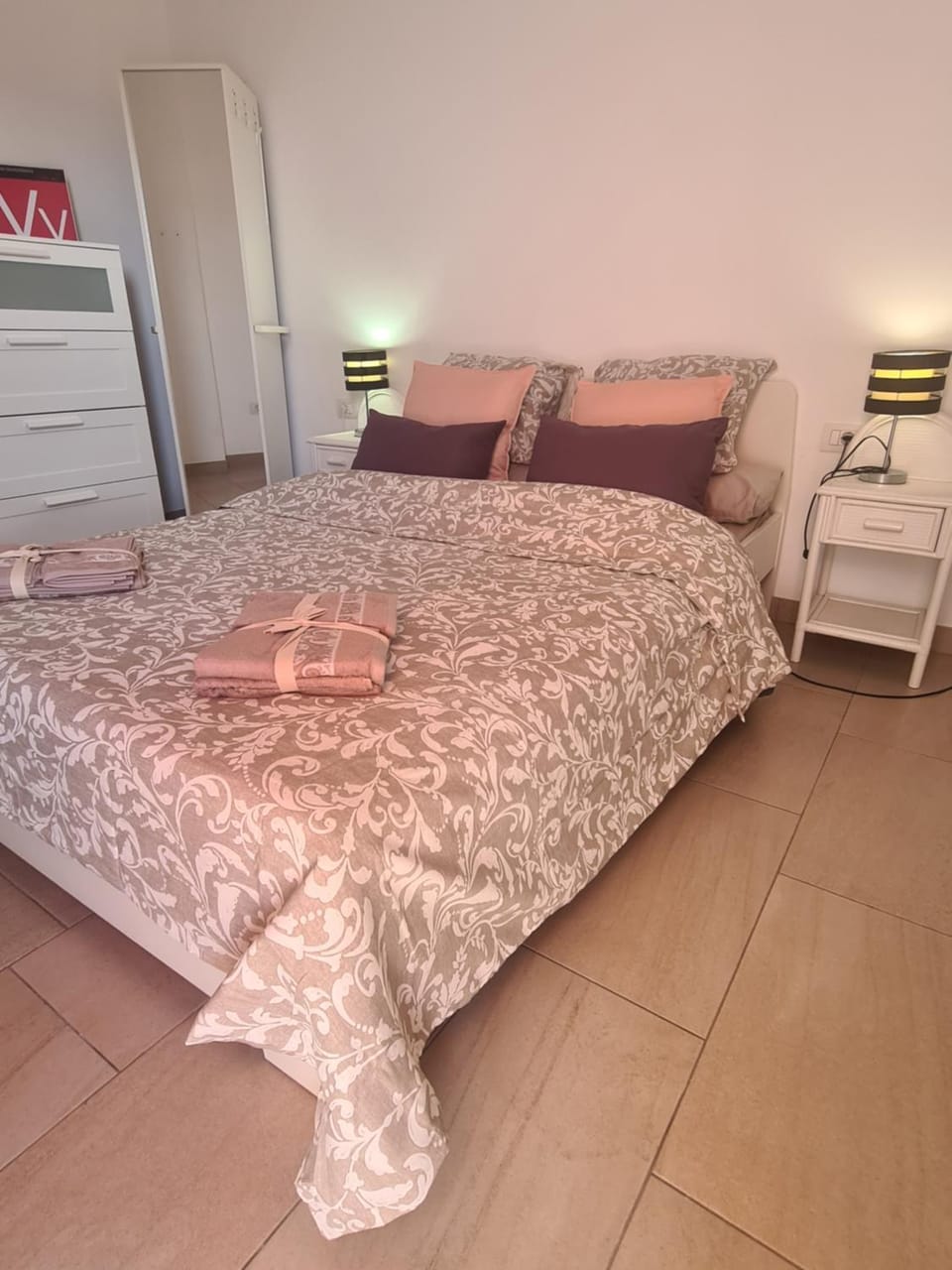 Colina Apartment Sea view - Pool & WIFI , Los Cristianos by AtlanticExperienceApartments Apartment in Los Cristianos