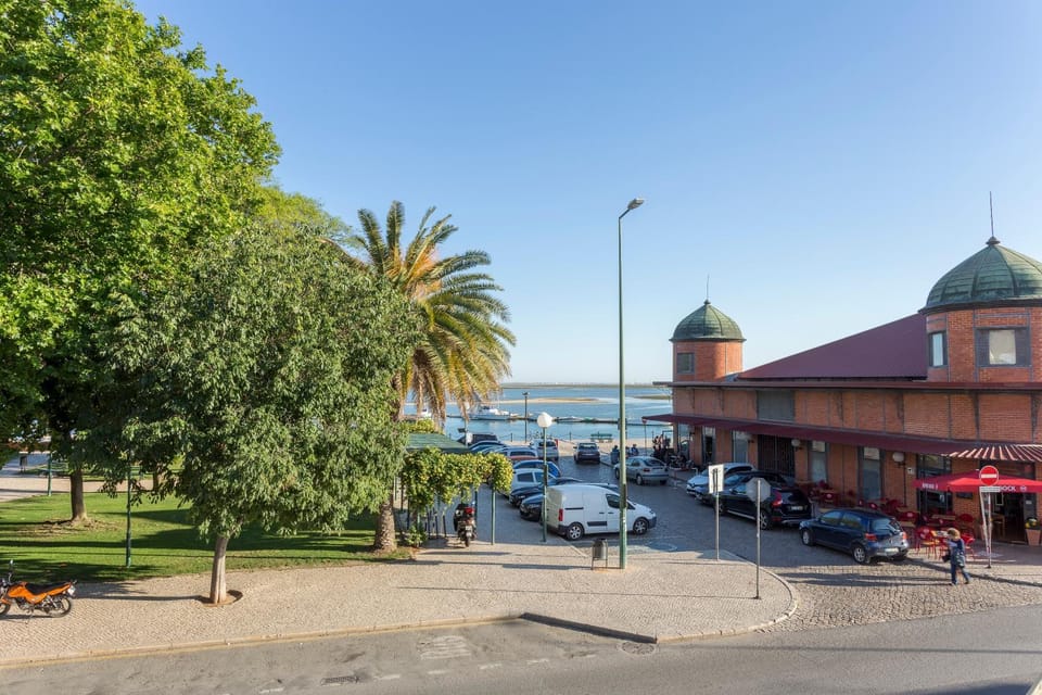 Property building, Nearby landmark, City view, Garden view, Sea view, Shopping Area