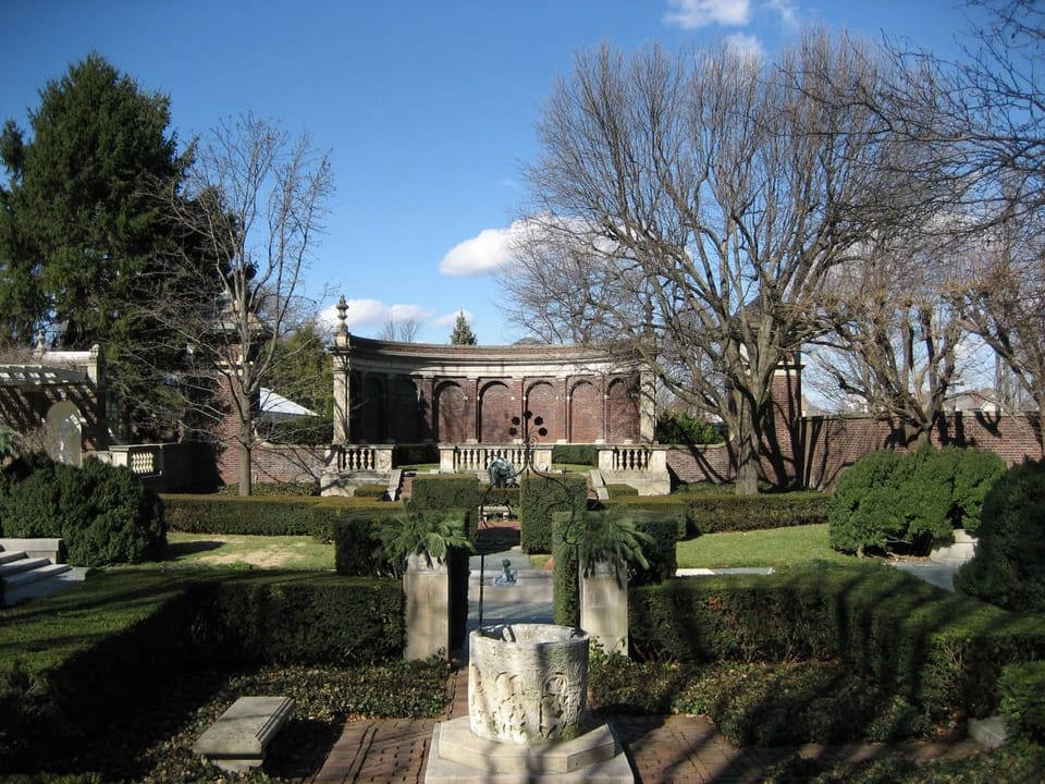 Inner courtyard view