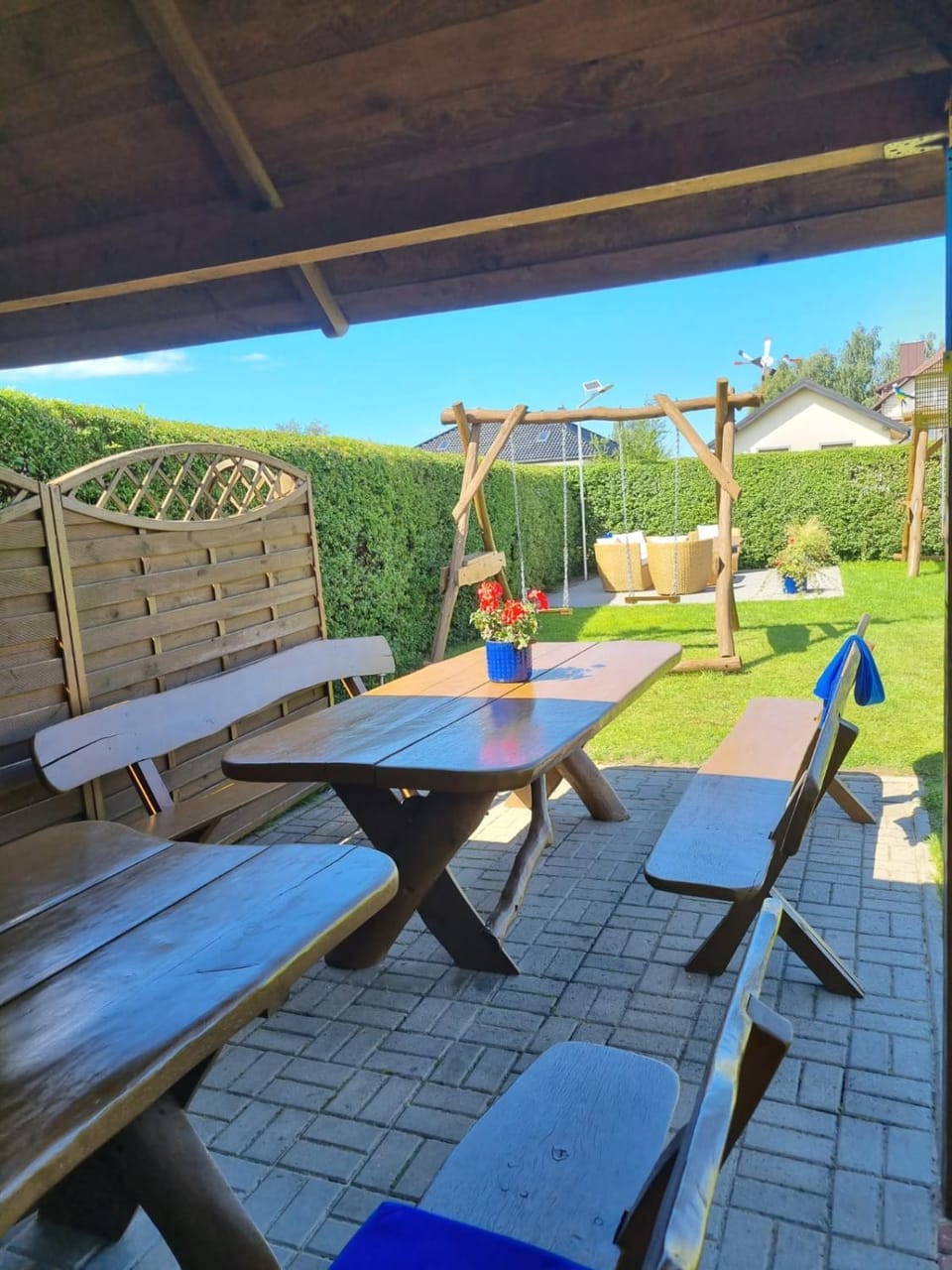 Restaurant/places to eat, BBQ facilities