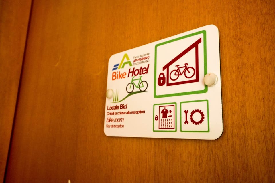 Logo/Certificate/Sign