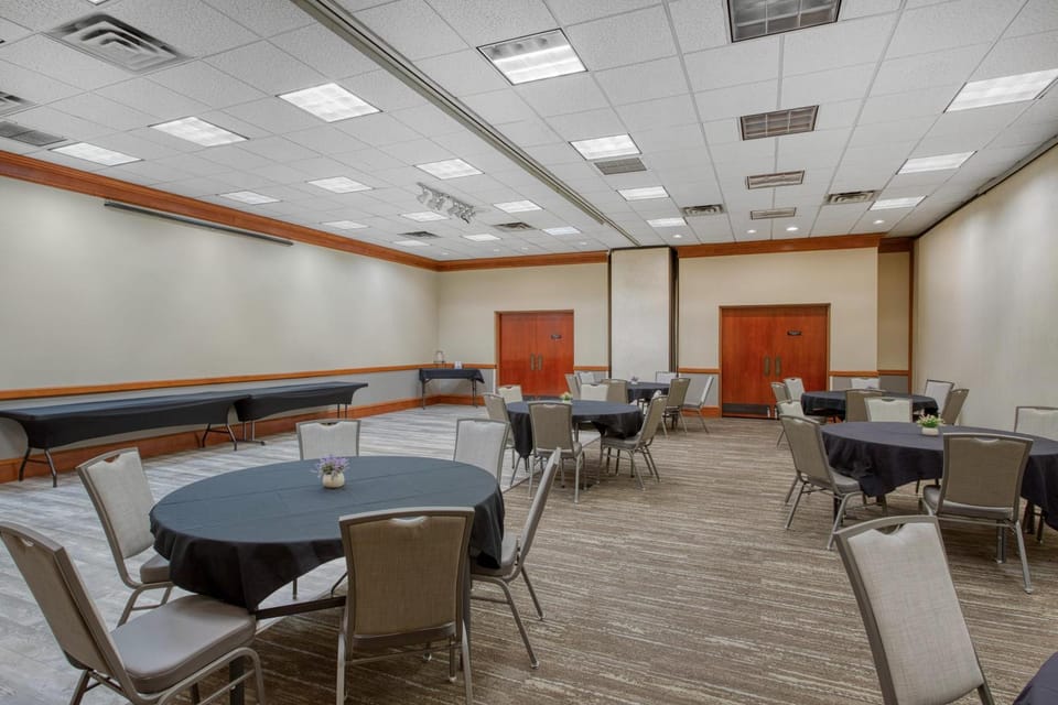 Meeting/conference room