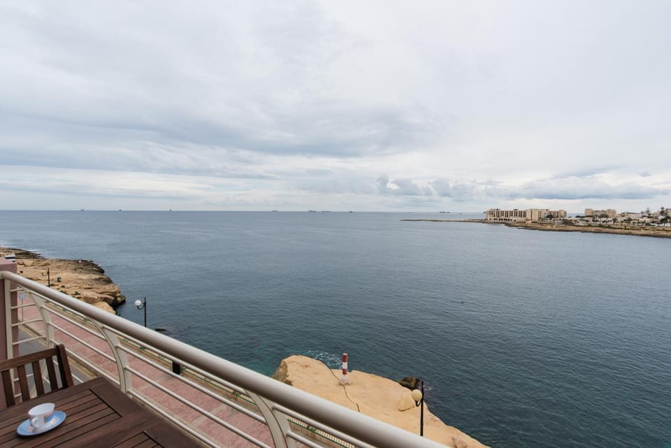 Patio, Balcony/Terrace, Beach, On site, Sea view