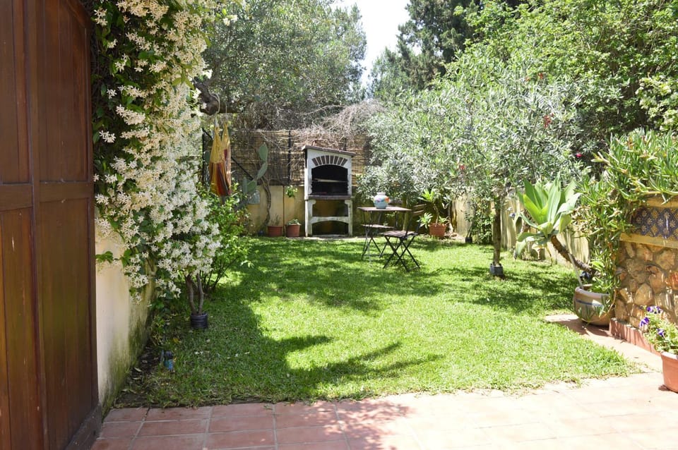 Garden view, Garden view