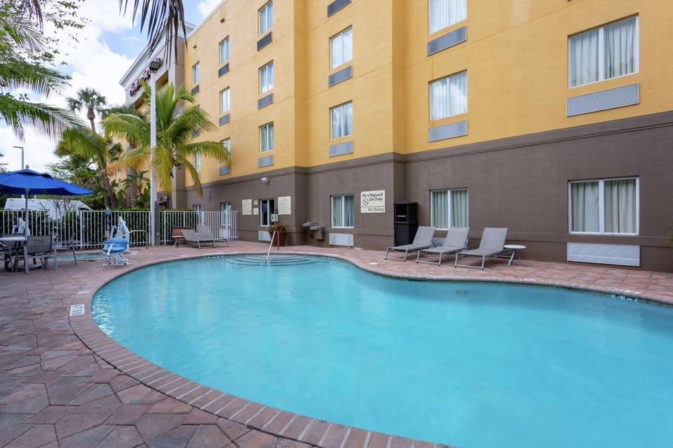 Pool view