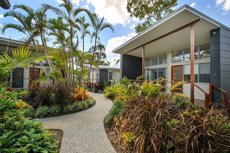 Property building, Garden