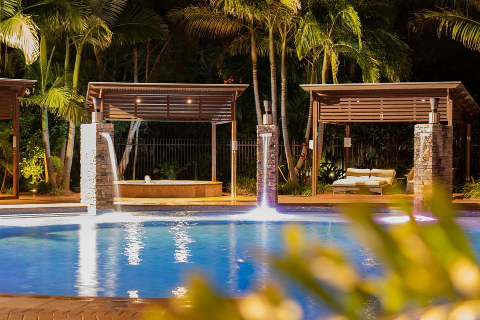 Pool view, Swimming pool