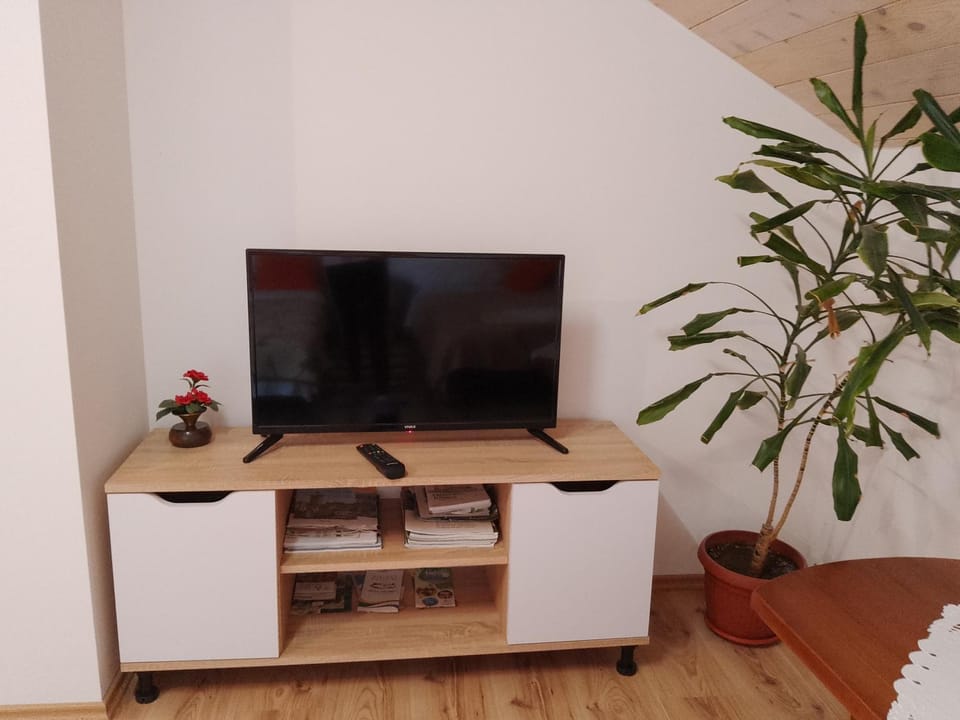 Apartmani Prebeg Bed and Breakfast in Lika-Senj County